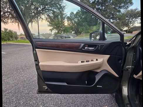 Used 2015 Subaru Outback 2.5i Limited AWD/4WD image 15