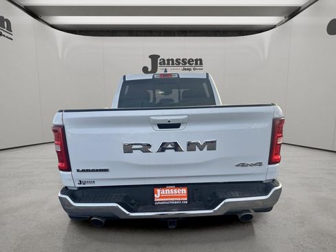 Used 2025 RAM 1500 Laramie AWD/4WD image 3