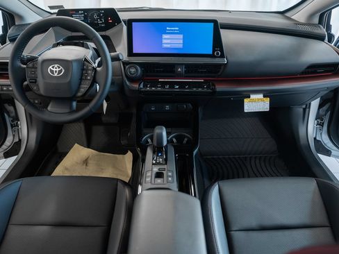 New 2026 Toyota Prius Plug-In Hybrid FWD image 18