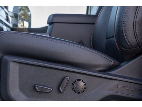 New 2026 Ford F350 Lariat image 17