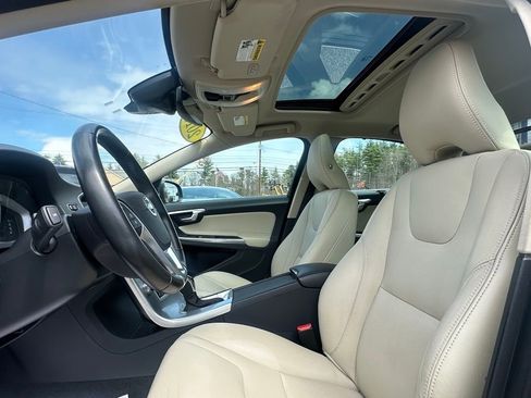 Used 2018 Volvo S60 T5 Inscription AWD/4WD image 24