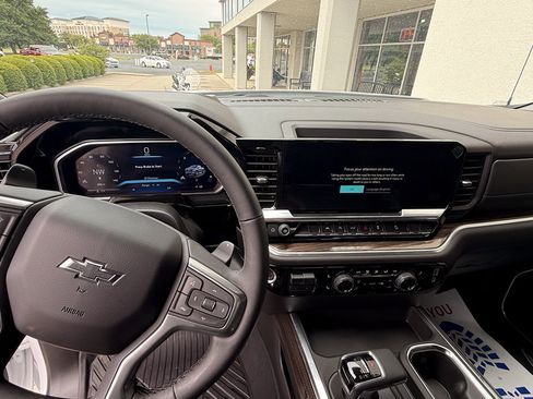 New 2026 Chevrolet Silverado 1500 RST AWD/4WD image 13