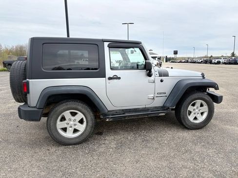 Used 2014 Jeep Wrangler Sport w/ Quick Order Package 24S AWD/4WD image 7