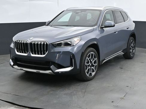 New 2025 BMW X1 xDrive28i w/ Convenience Package image 3