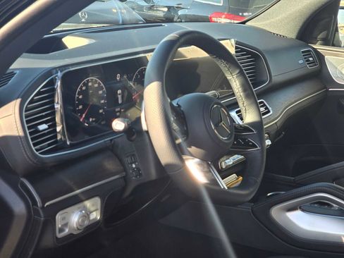 New 2025 Mercedes-Benz GLS 580 4MATIC image 23