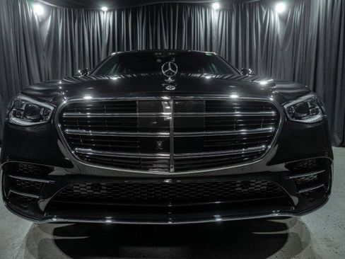 New 2026 Mercedes-Benz S 580 4MATIC Sedan image 2