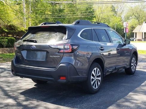 Certified 2024 Subaru Outback Premium AWD/4WD image 3