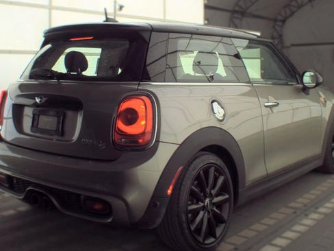 Used 2017 MINI Cooper S FWD image 5
