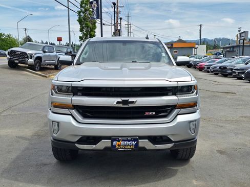 Used 2017 Chevrolet Silverado 1500 LT w/ All Star Edition AWD/4WD image 2