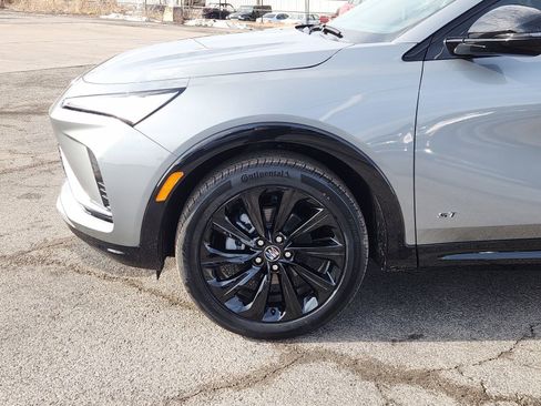 New 2026 Buick Envista Sport Touring image 9