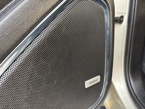 Used 2016 Chevrolet Suburban LT image 42