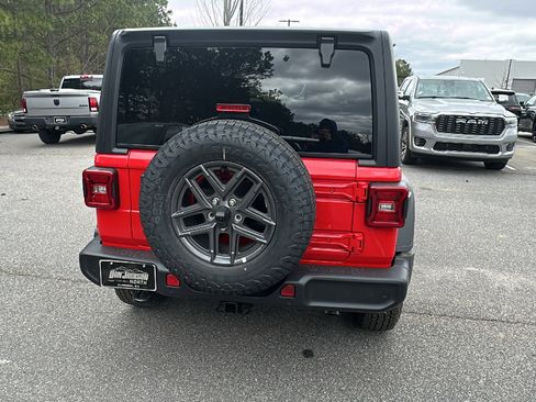 New 2025 Jeep Wrangler Sport S image 9