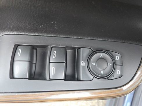 Used 2019 GMC Acadia SLE image 20