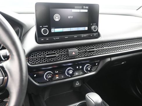 Used 2024 Honda HR-V Sport image 17