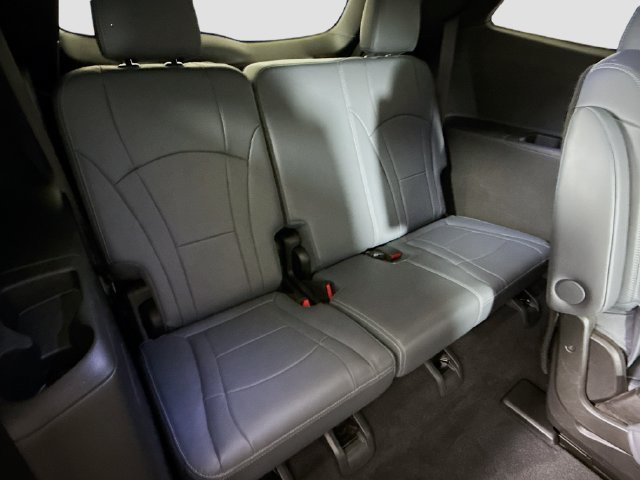 Used 2023 Buick Enclave Essence FWD image 26