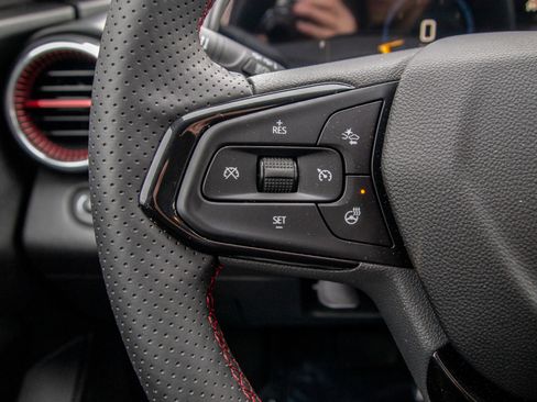 Used 2026 Chevrolet Trax RS w/ Driver Confidence Package image 21