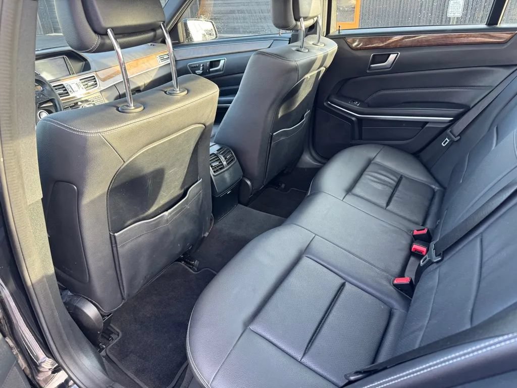 Used 2014 Mercedes-Benz E 350 4MATIC Sedan image 6