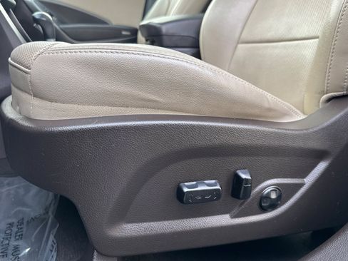 Used 2017 Hyundai Santa Fe Sport w/ 2.0T Ultimate Tech Package 05 image 14