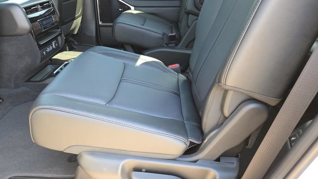 New 2026 Jeep Grand Wagoneer Limited AWD/4WD image 26