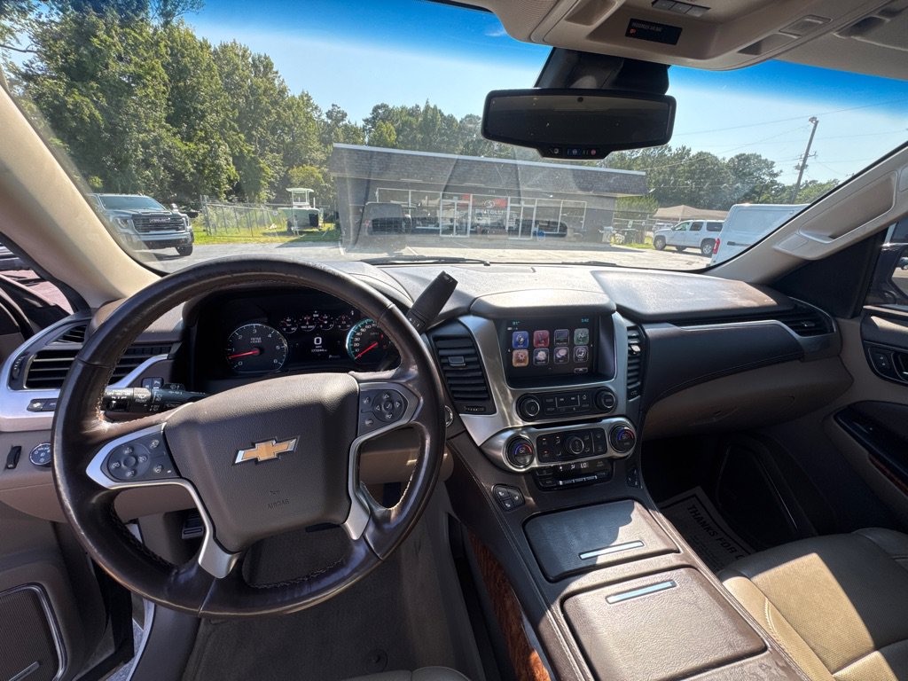 Used 2018 Chevrolet Tahoe Premier w/ RST Edition AWD/4WD image 14