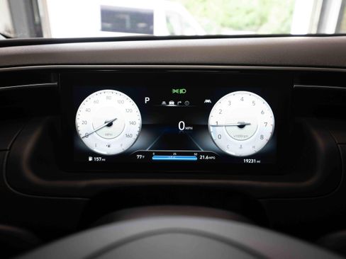 Used 2023 Hyundai Santa Cruz SEL Premium AWD/4WD image 16
