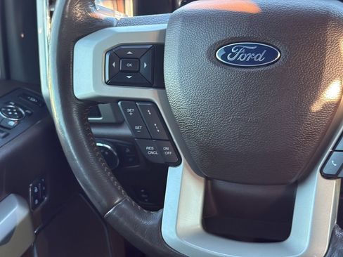 Used 2017 Ford F250 King Ranch w/ King Ranch Ultimate Package AWD/4WD image 13