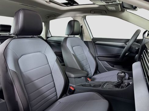 New 2026 Volkswagen Jetta SE image 28