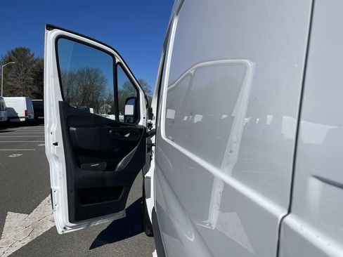 New 2025 Mercedes-Benz Sprinter 2500 image 10