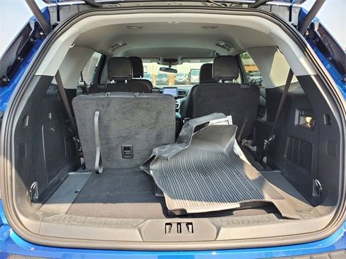 Certified 2023 Ford Explorer XLT w/ Equipment Group 202A image 29