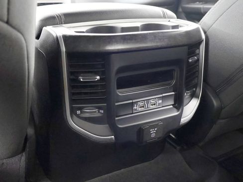 Used 2020 RAM 1500 Big Horn AWD/4WD image 47