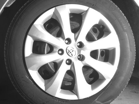 Used 2025 Toyota Corolla LE FWD image 12