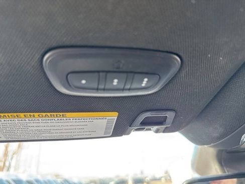 Used 2024 Jeep Grand Cherokee L Limited w/ Black Appearance Package image 28