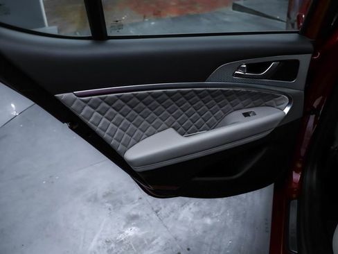 Used 2023 Genesis G70 3.3T w/ Sport Prestige Package image 27