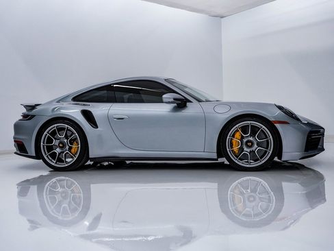 Certified 2021 Porsche 911 Turbo S image 9