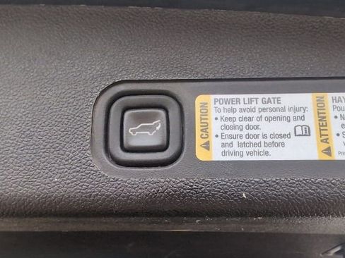 Used 2007 Cadillac Escalade ESV AWD w/ Information Package image 52