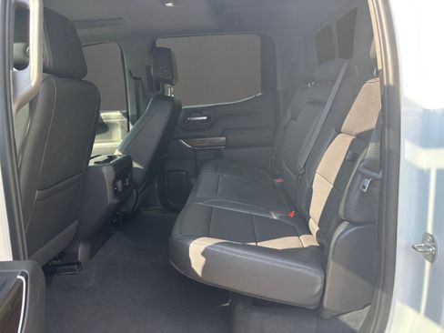 Used 2022 Chevrolet Silverado 1500 LT Trail Boss w/ LT Trail Boss Premium Package image 12