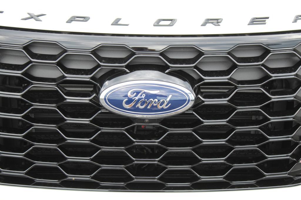 New 2026 Ford Explorer ST w/ Sun And Sound Package AWD/4WD image 9
