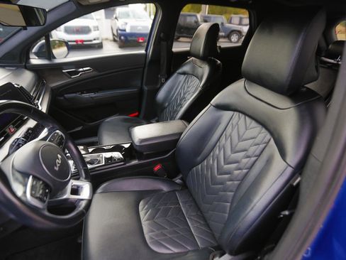 Used 2023 Kia Sportage X-Line w/ X-Line Premium Package AWD/4WD image 5