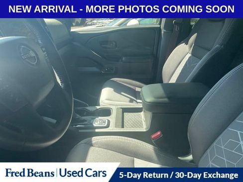 Used 2026 Nissan Frontier SV w/ All-Weather Content Package AWD/4WD image 11