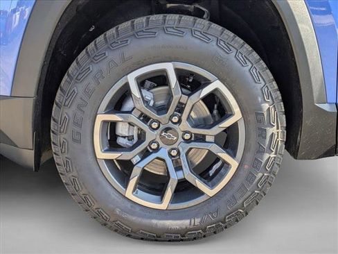 New 2026 Chevrolet Equinox ACTIV image 9