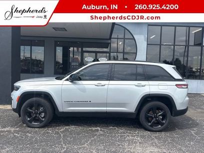 Used 2023 Jeep Grand Cherokee Limited w/ Luxury Tech Group II