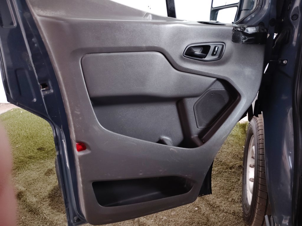 Used 2020 Ford Transit 250 148 High Roof Extended RWD image 20