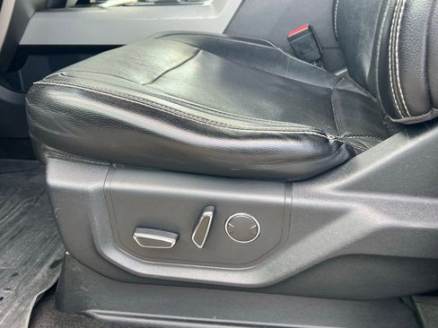 Used 2018 Ford F350 Lariat w/ FX4 4x4 Off Road Package image 24