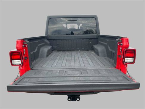 Certified 2023 Jeep Gladiator Sport image 13