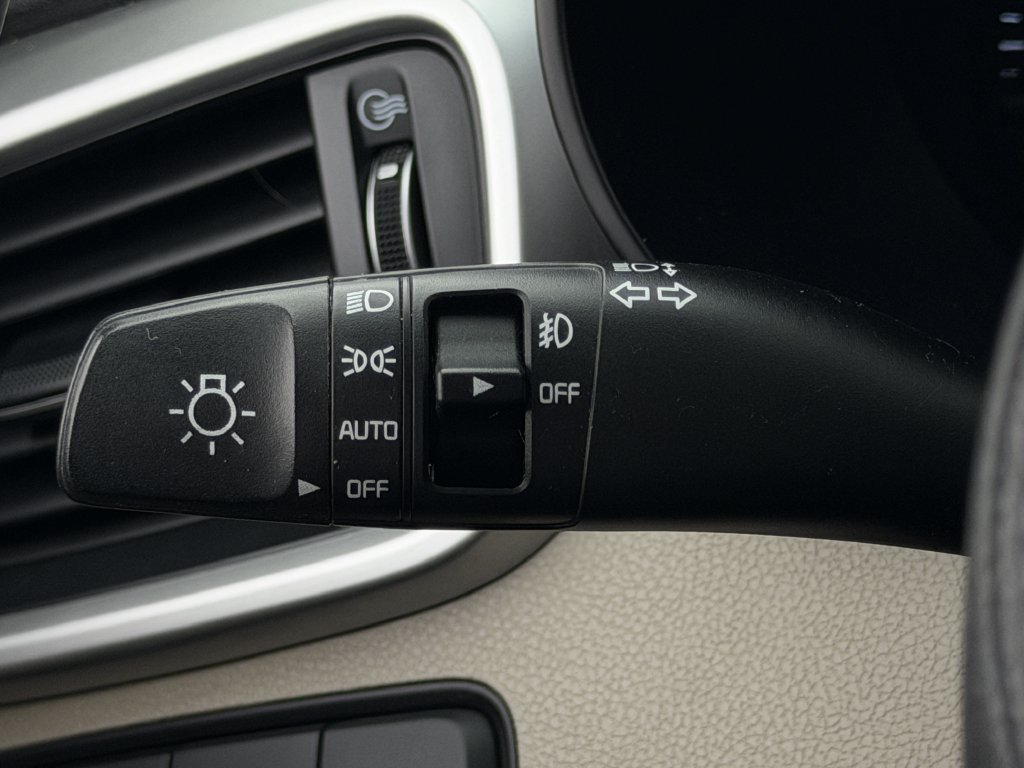 Used 2020 Kia Sorento EX FWD image 22