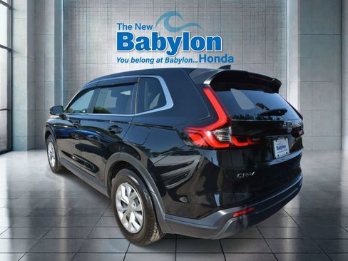 Used 2025 Honda CR-V LX image 2