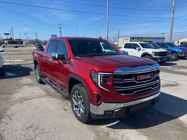 Used 2022 GMC Sierra 1500 SLT w/ SLT Premium Plus Package AWD/4WD image 8