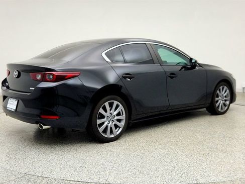Used 2023 MAZDA MAZDA3 s FWD image 5