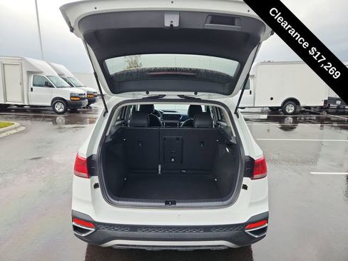 Used 2024 Volkswagen Taos SE image 26