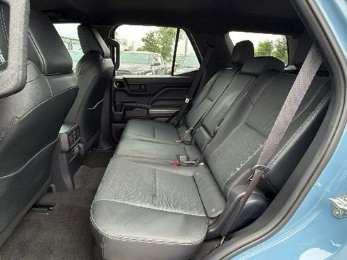 Certified 2025 Toyota 4Runner TRD Off-Road Premium w/ Tow Technology Package AWD/4WD image 34